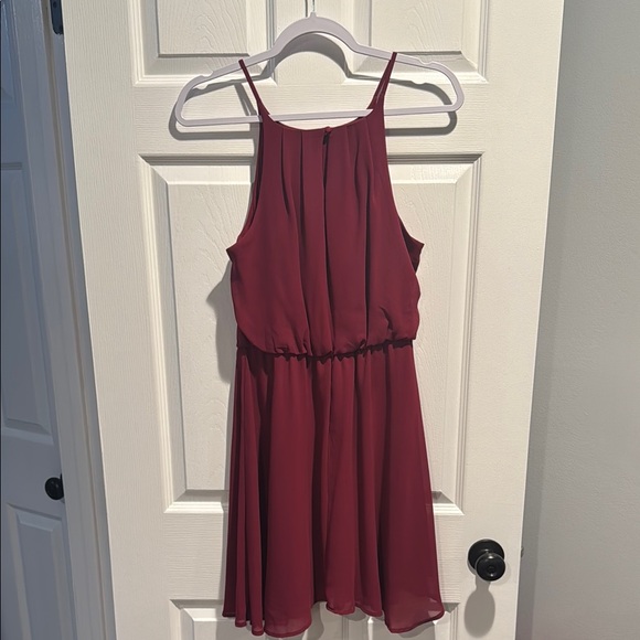 Burgundy Sleeveless Dress - Picture 3 of 6